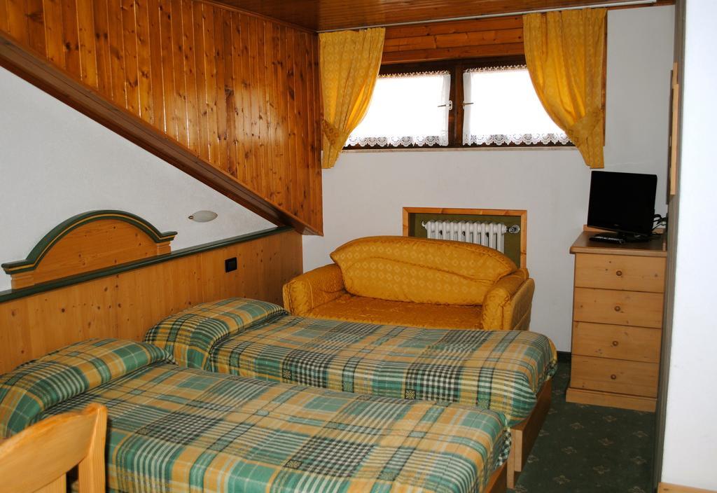 Albergo Venezia Пассо-Ролле Экстерьер фото
