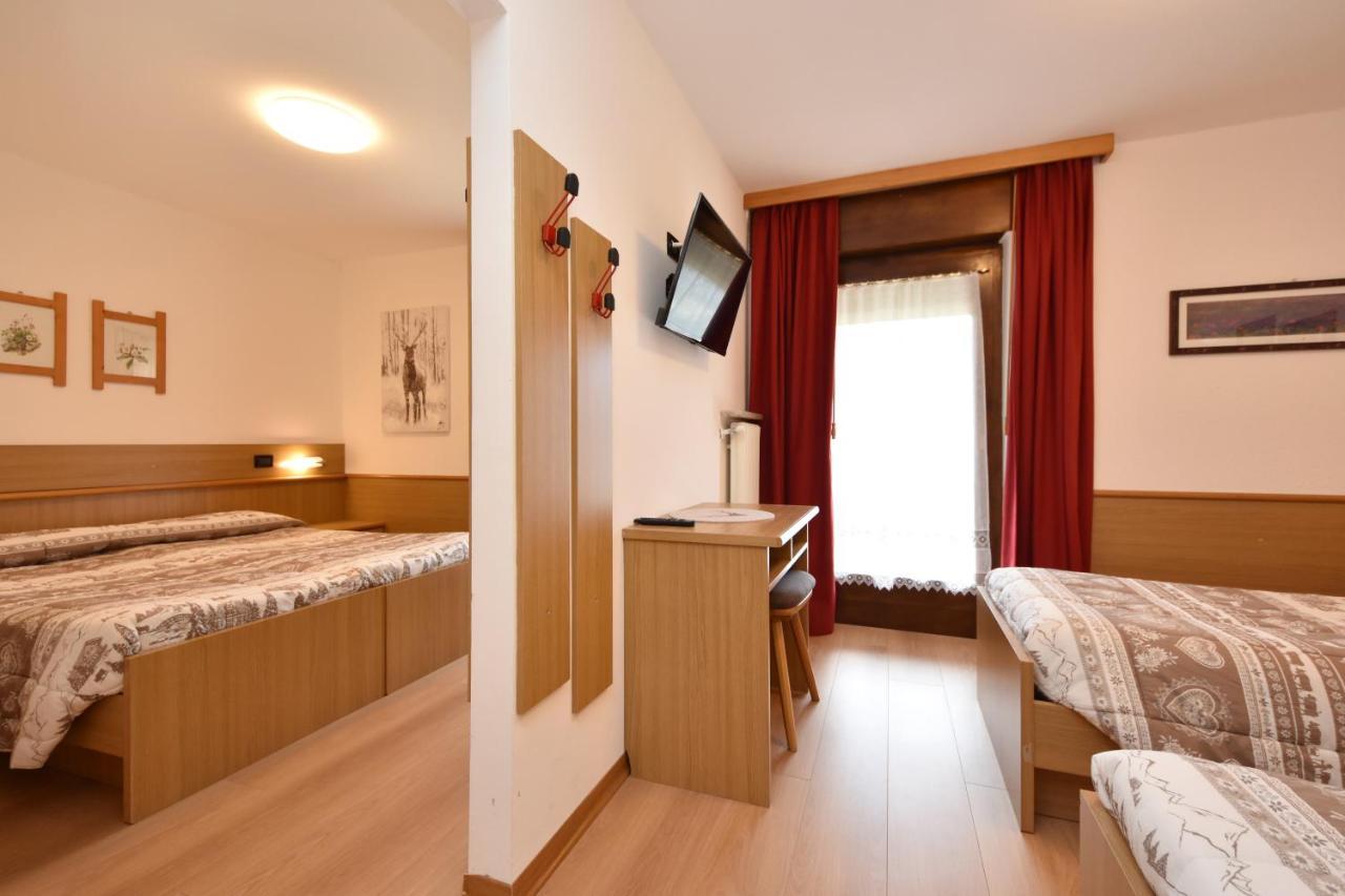 Albergo Venezia Пассо-Ролле Экстерьер фото